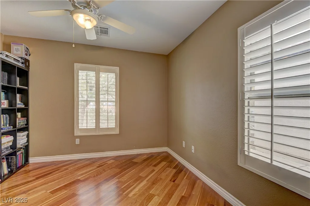 8969 Secret Valley, Las Vegas, NV 89139