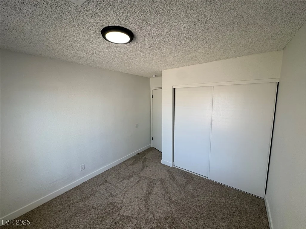 4142 Walnut, Las Vegas, NV 89115