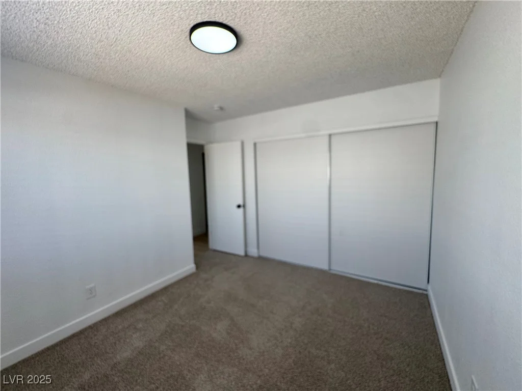 4142 Walnut, Las Vegas, NV 89115