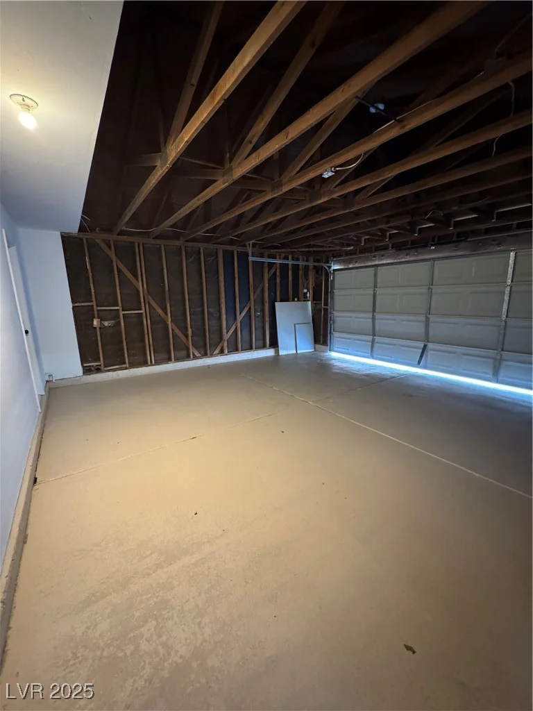 4142 Walnut, Las Vegas, NV 89115