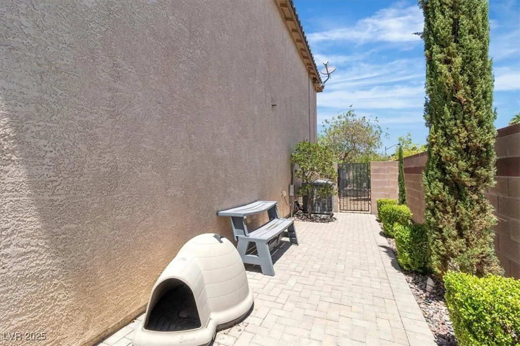 9211 Horseshoe Basin, Las Vegas, NV 89149