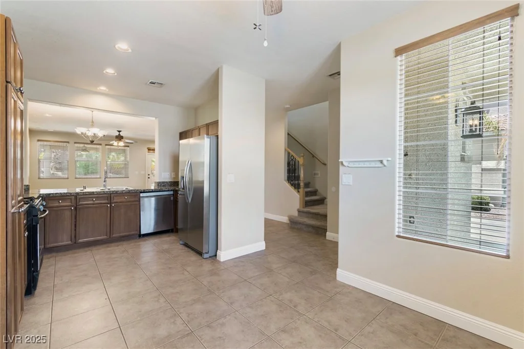 9305 Ironsend, Las Vegas, NV 89143