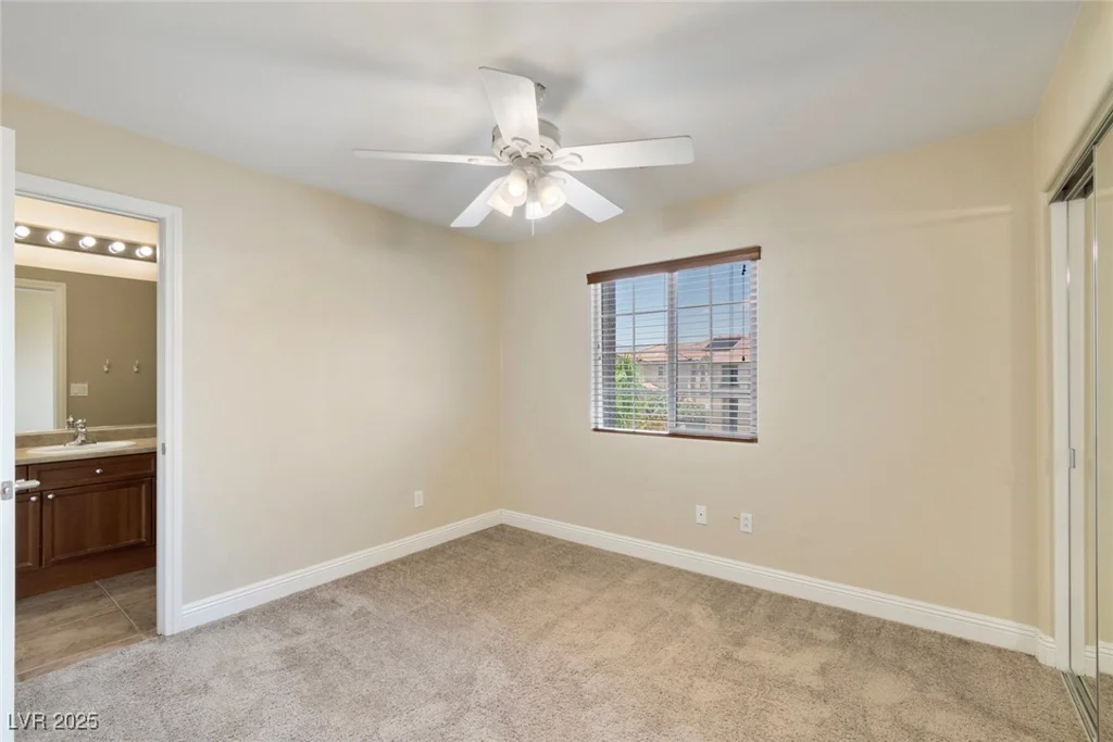9305 Ironsend, Las Vegas, NV 89143