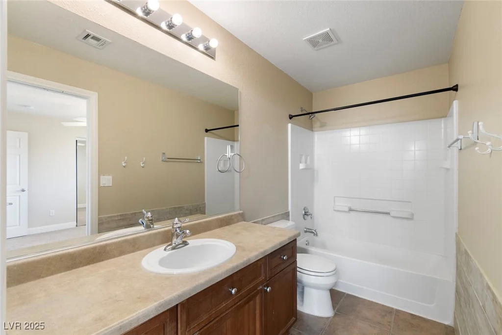 9305 Ironsend, Las Vegas, NV 89143