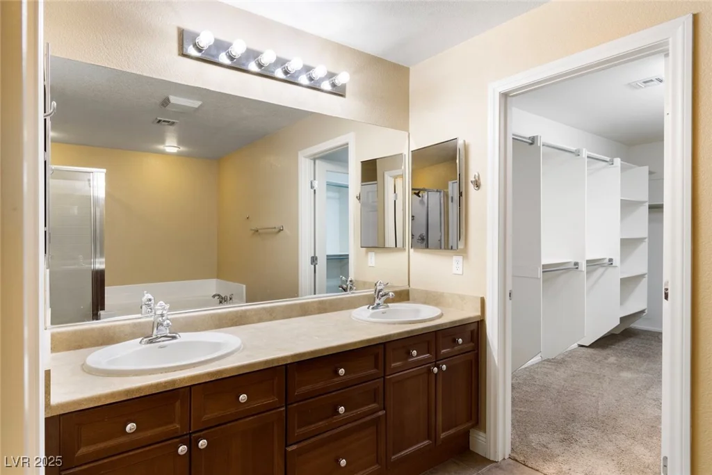 9305 Ironsend, Las Vegas, NV 89143