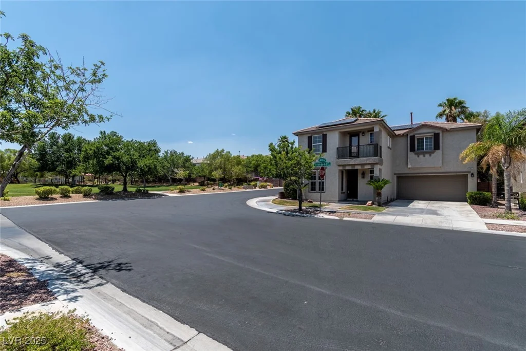 9305 Ironsend, Las Vegas, NV 89143