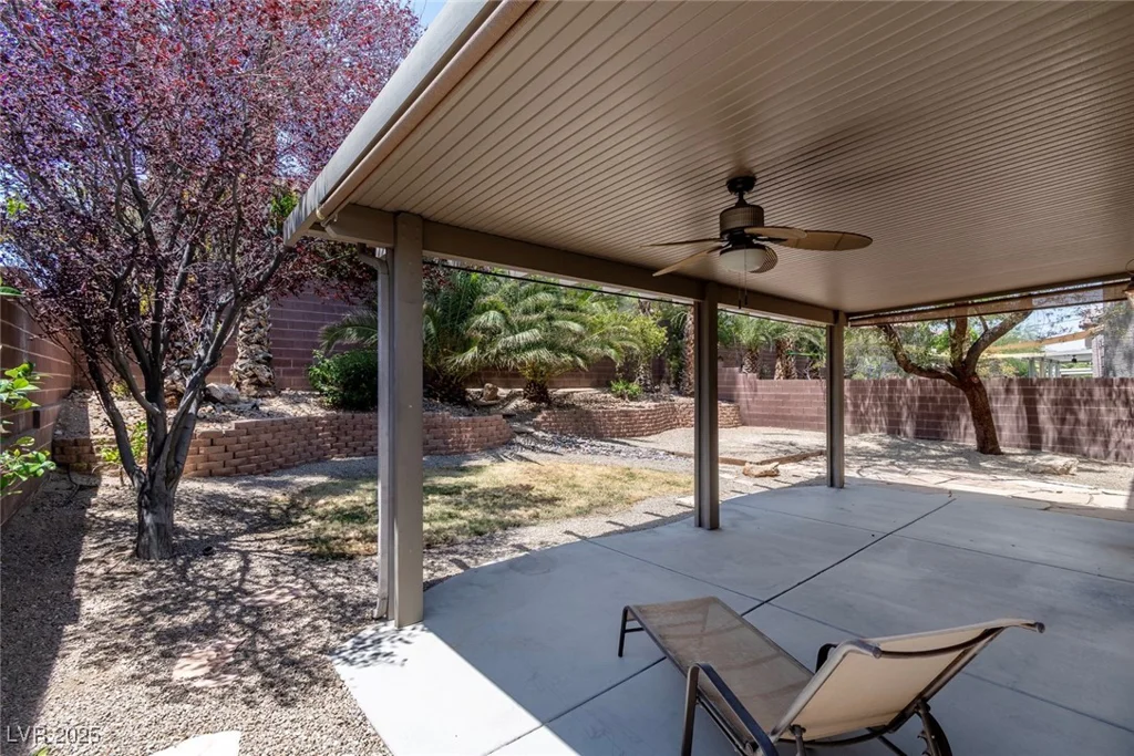 9305 Ironsend, Las Vegas, NV 89143