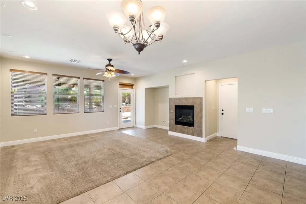 9305 Ironsend, Las Vegas, NV 89143