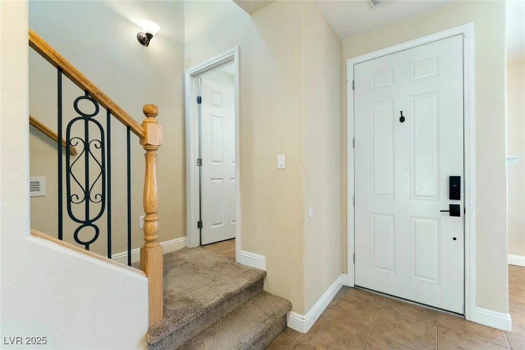 9305 Ironsend, Las Vegas, NV 89143