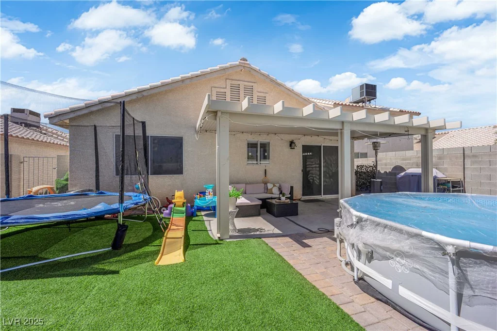 7316 Young Doe, Las Vegas, NV 89130