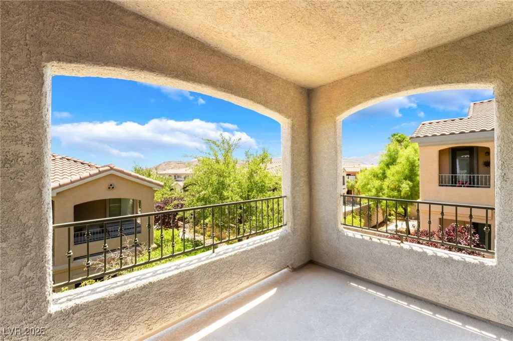 11825 Arenoso, Las Vegas, NV 89138