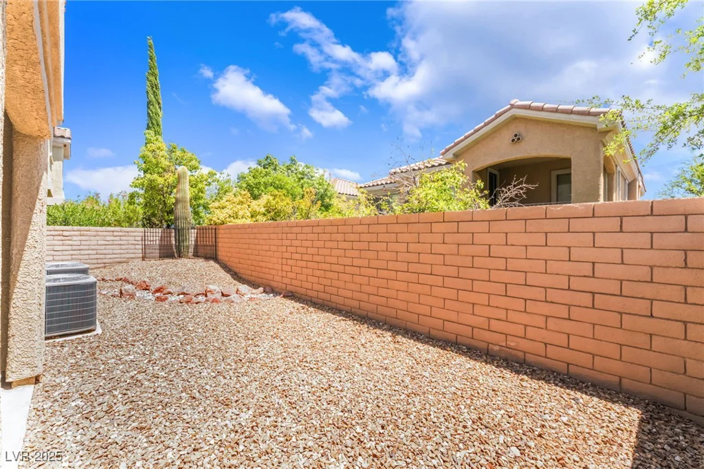 11825 Arenoso, Las Vegas, NV 89138