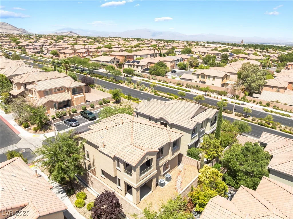 11825 Arenoso, Las Vegas, NV 89138