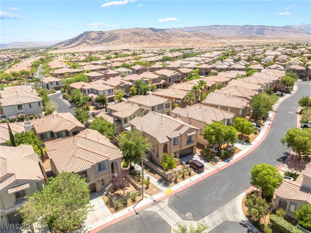 11825 Arenoso, Las Vegas, NV 89138