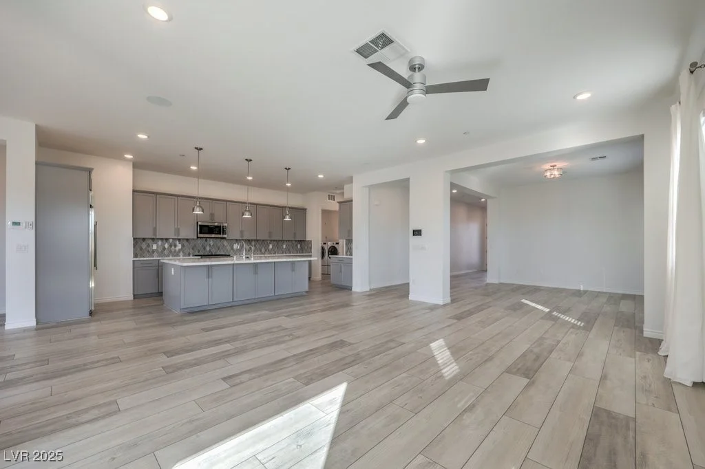 12429 Primrose Grove, Las Vegas, NV 89138