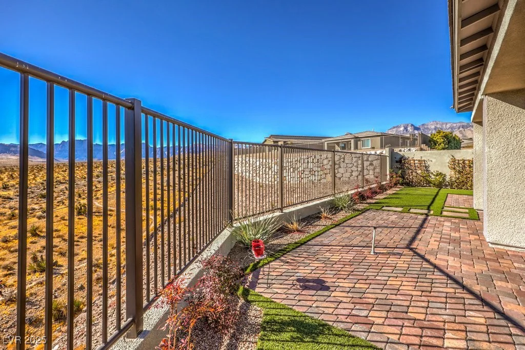 12429 Primrose Grove, Las Vegas, NV 89138