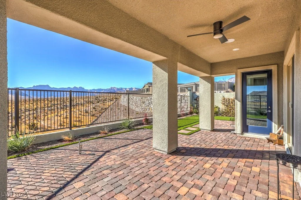 12429 Primrose Grove, Las Vegas, NV 89138