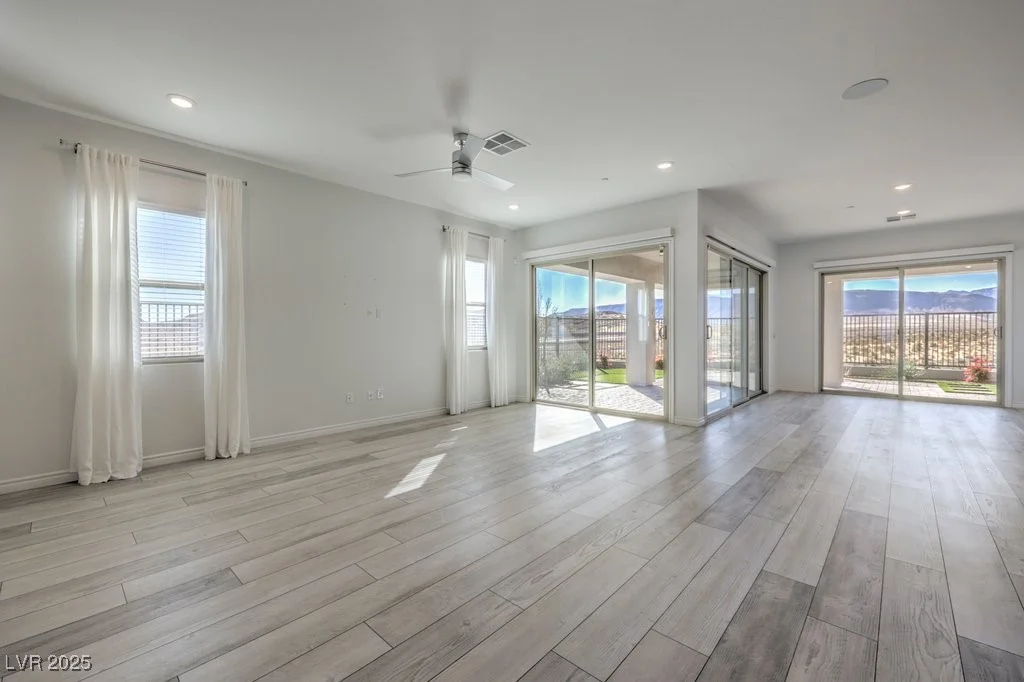 12429 Primrose Grove, Las Vegas, NV 89138