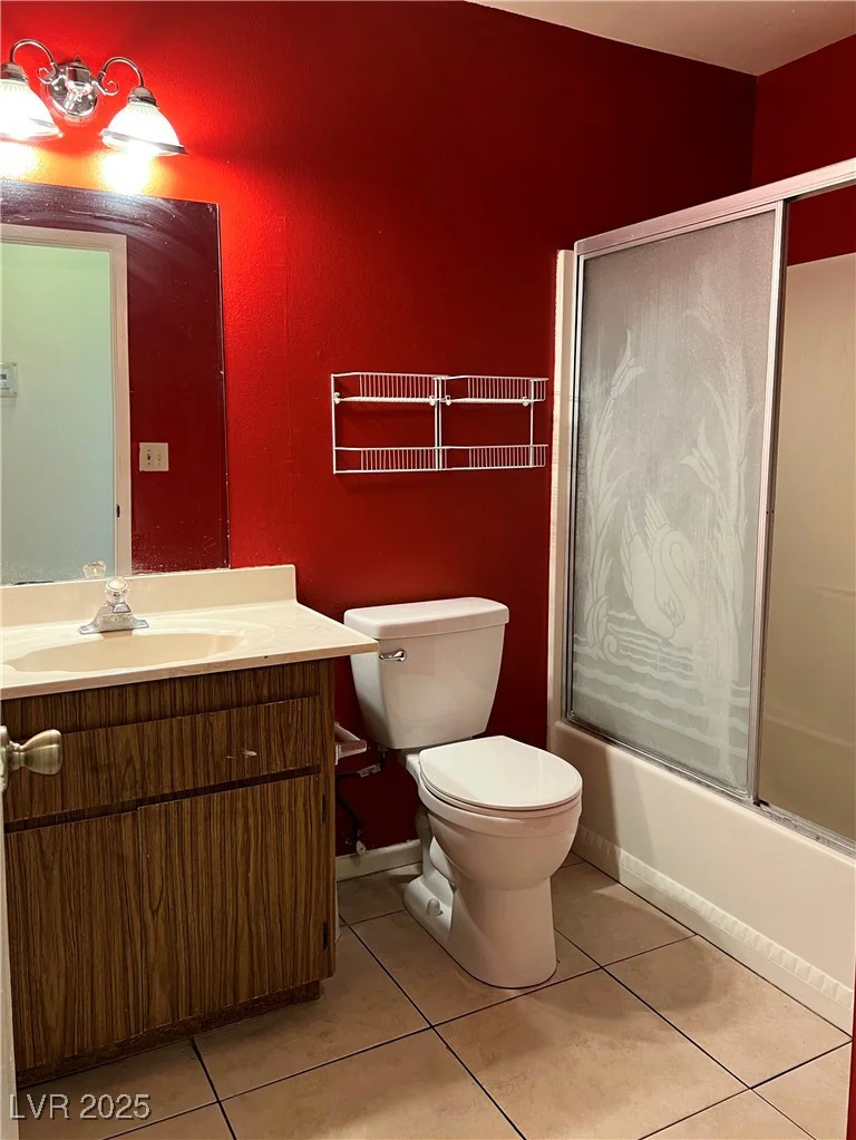 6586 Baywood, Las Vegas, NV 89103
