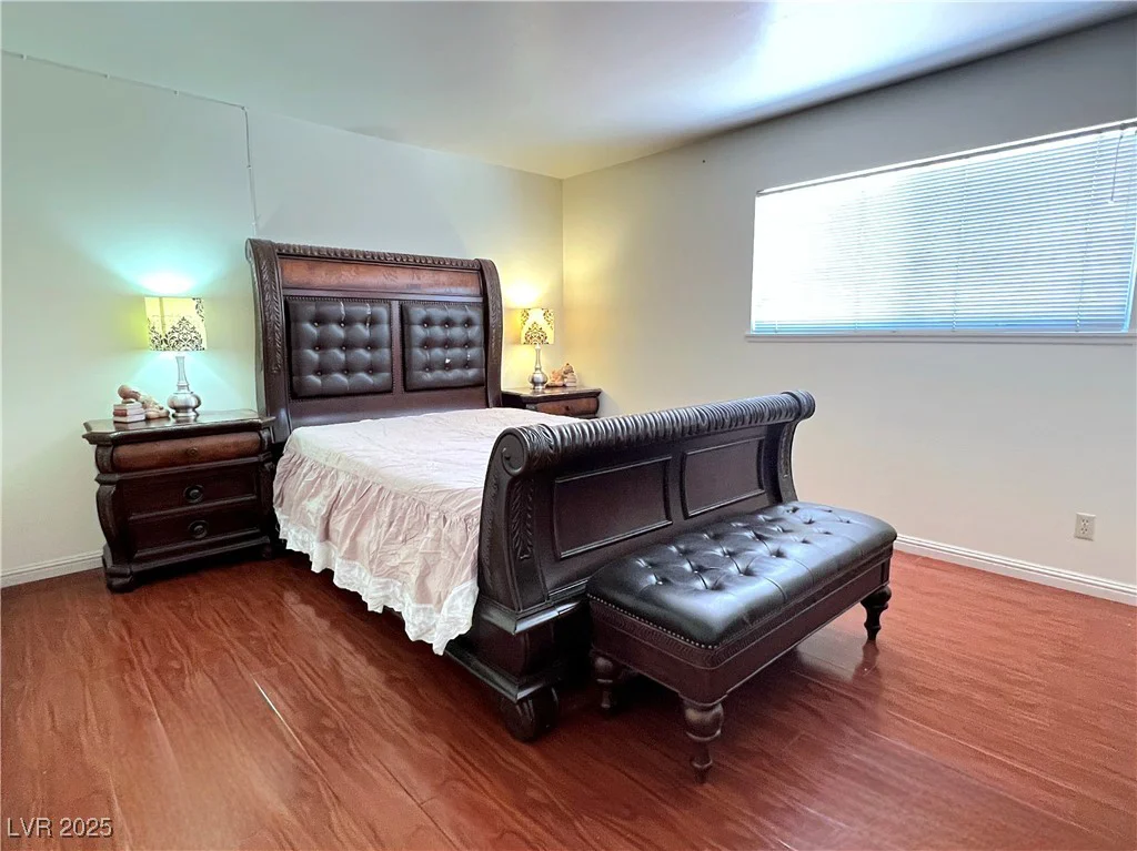 6586 Baywood, Las Vegas, NV 89103