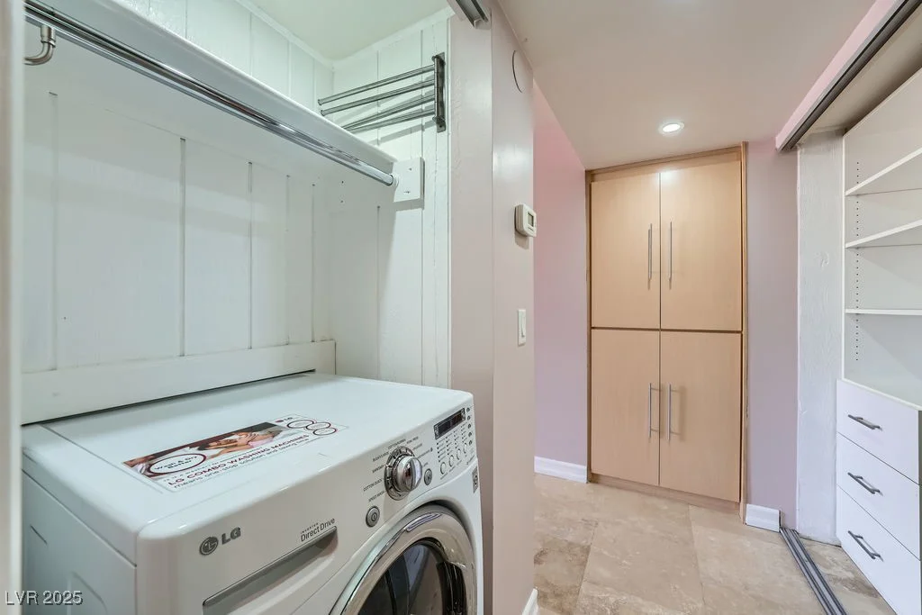3111 Bel Air Drive, Las Vegas, NV 89109