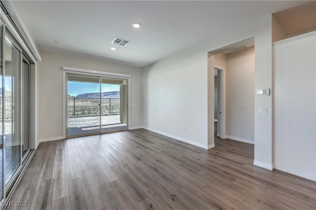 12481 Heritage Bend, Las Vegas, NV 89138