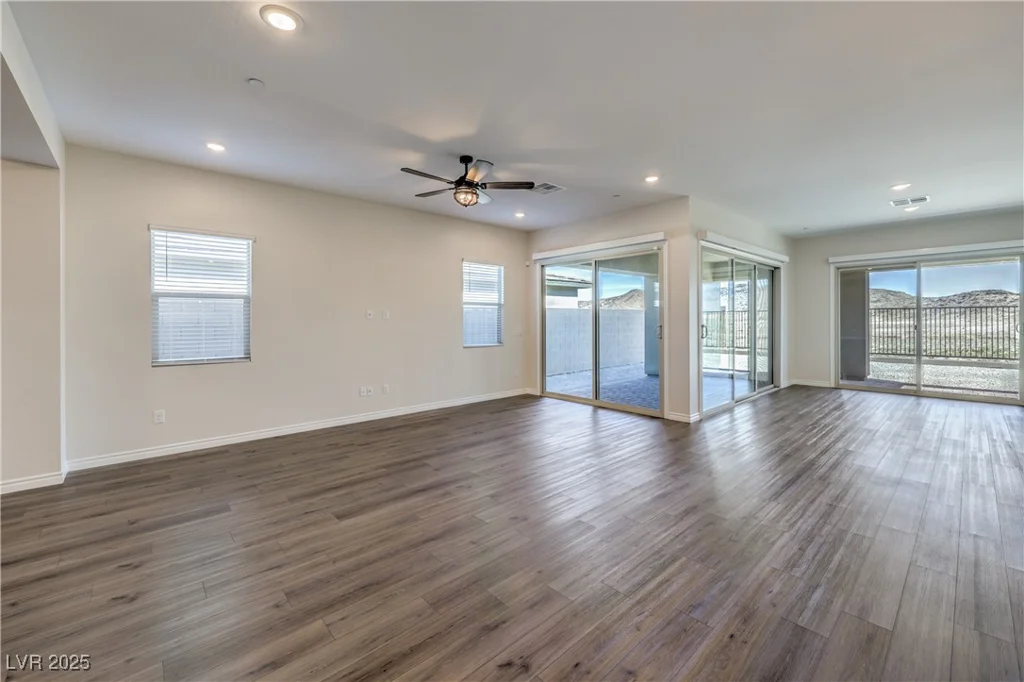 12481 Heritage Bend, Las Vegas, NV 89138