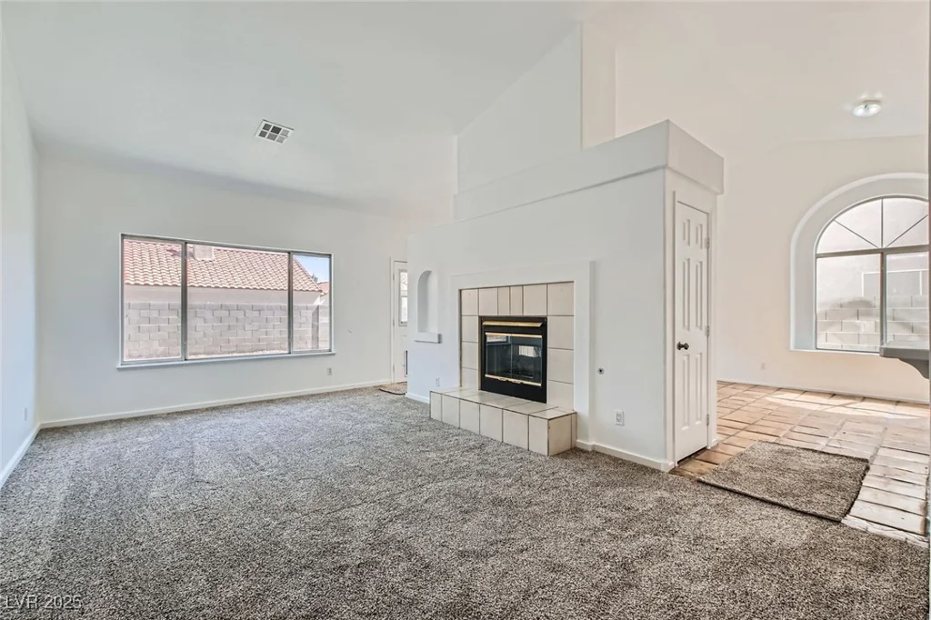 4616 Silversword, North Las Vegas, NV 89032