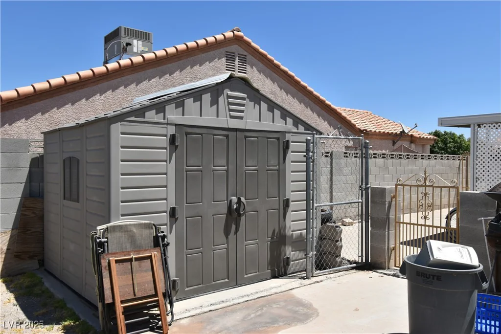 5105 Wildroot, Las Vegas, NV 89130