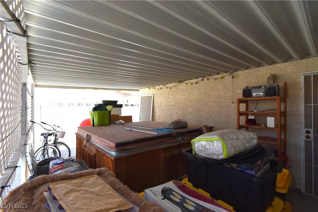 5105 Wildroot, Las Vegas, NV 89130