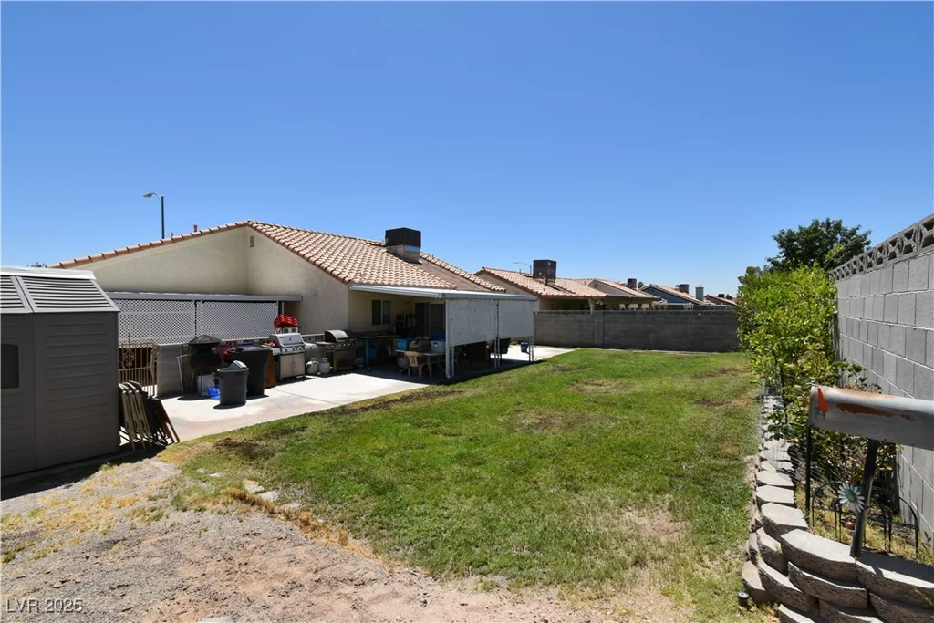 5105 Wildroot, Las Vegas, NV 89130
