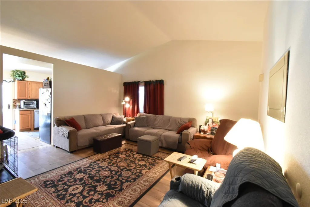 5105 Wildroot, Las Vegas, NV 89130
