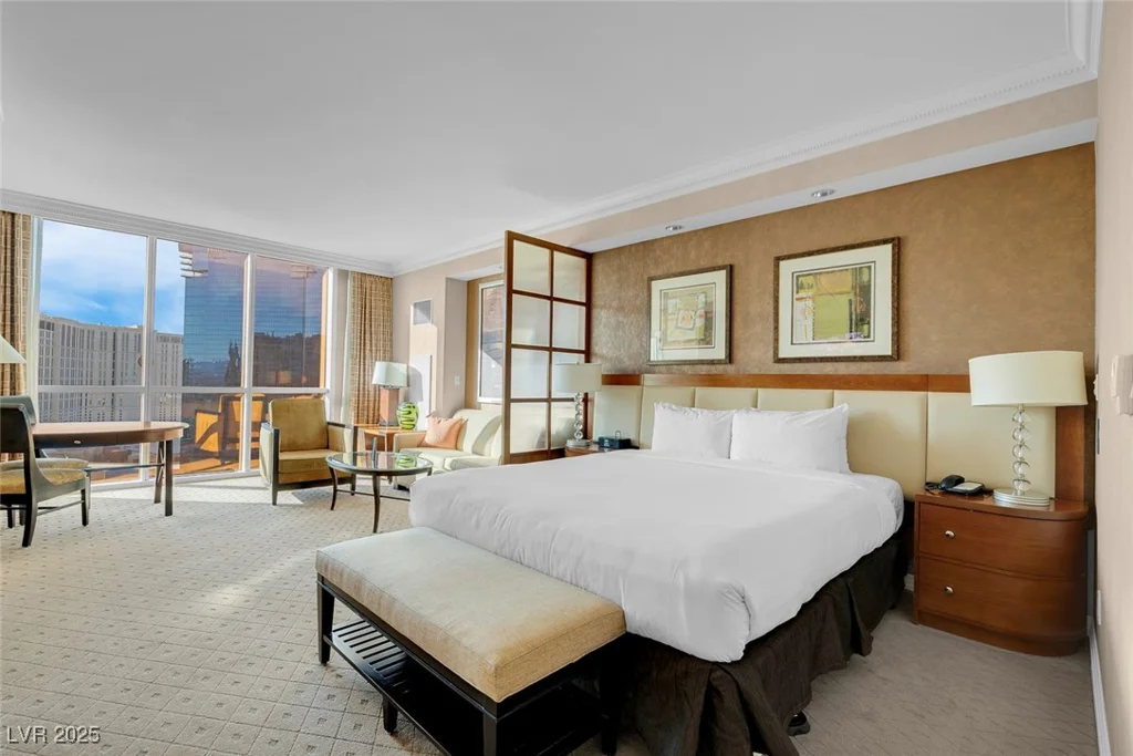145 Harmon, Las Vegas, NV 89109