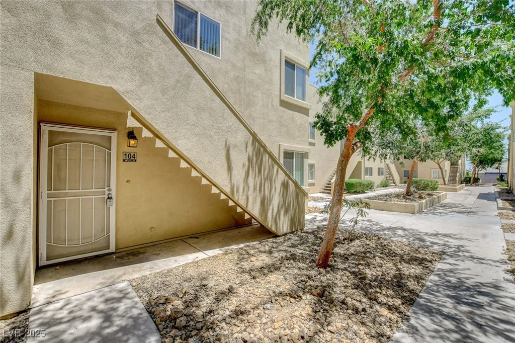 1846 Decatur, Las Vegas, NV 89108