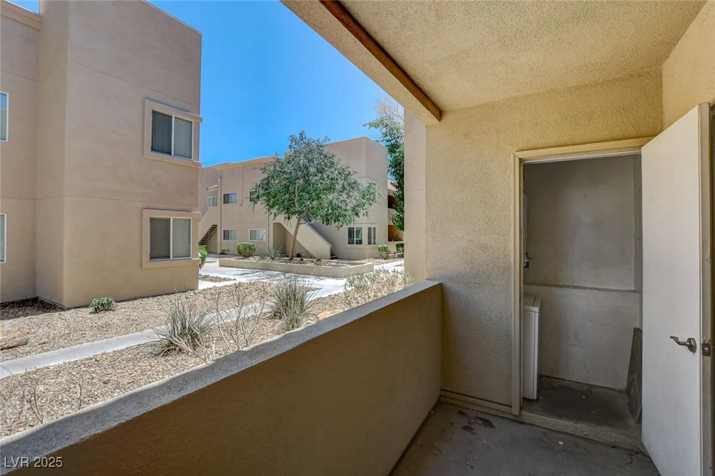 1846 Decatur, Las Vegas, NV 89108