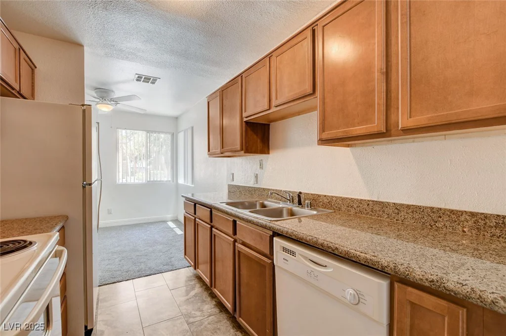 1846 Decatur, Las Vegas, NV 89108
