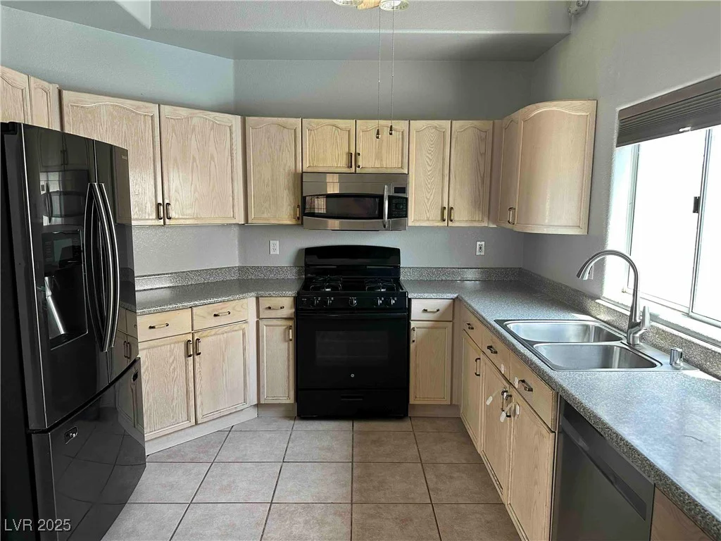 1133 Mount Olympias, Las Vegas, NV 89110