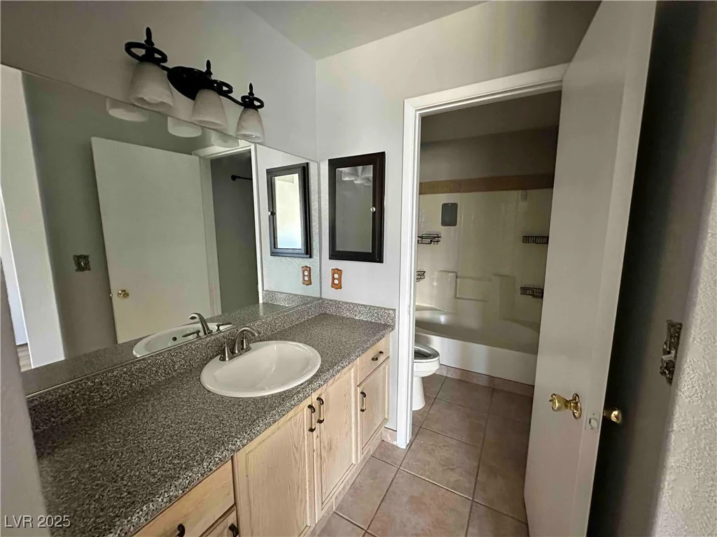 1133 Mount Olympias, Las Vegas, NV 89110