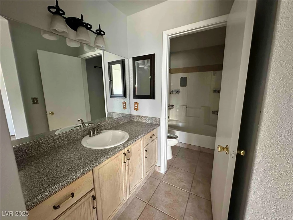 1133 Mount Olympias, Las Vegas, NV 89110