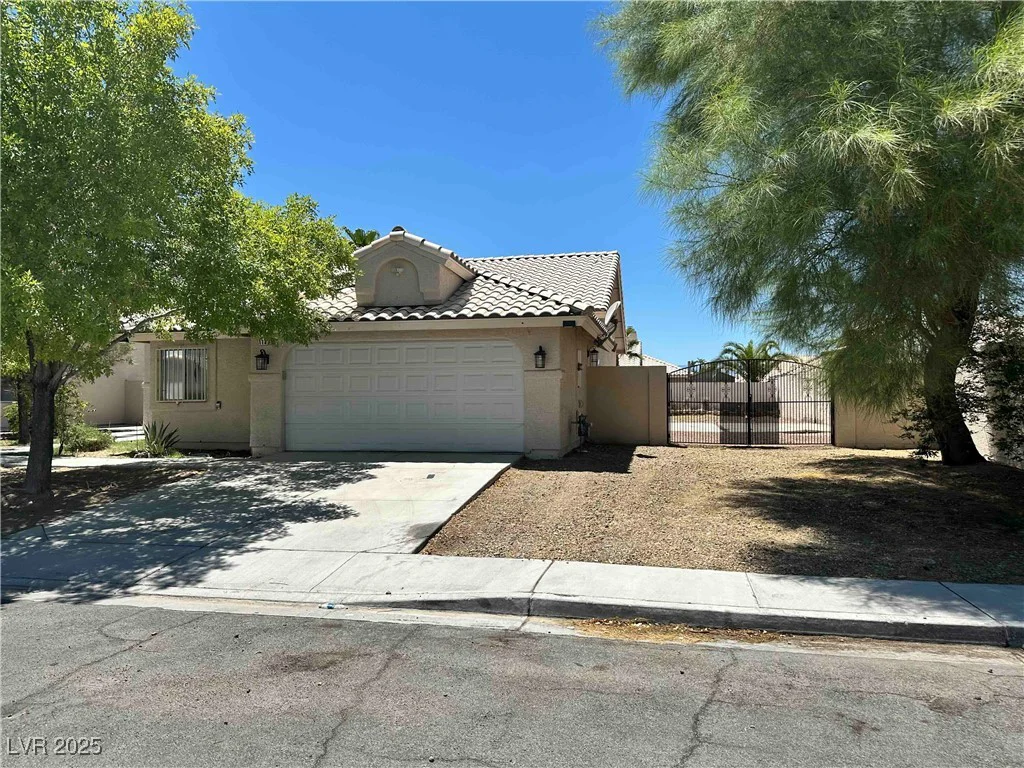 1133 Mount Olympias, Las Vegas, NV 89110