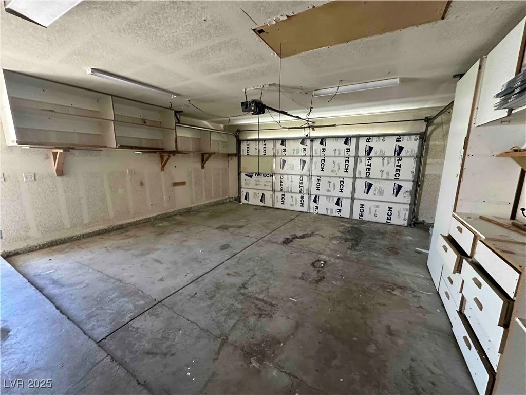 1133 Mount Olympias, Las Vegas, NV 89110