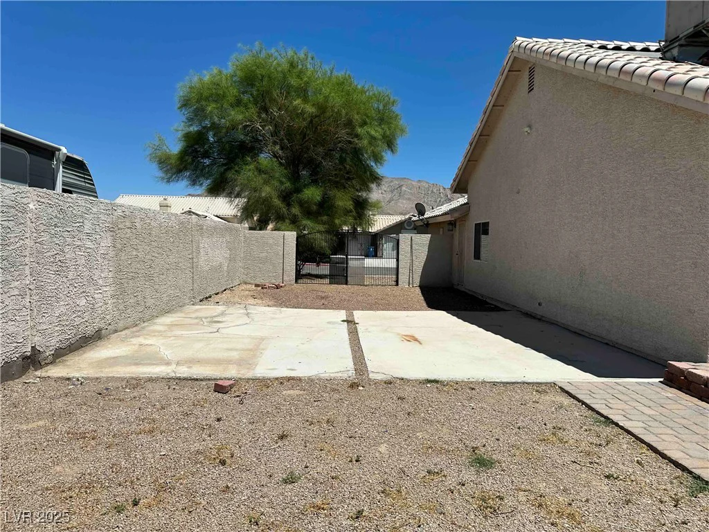 1133 Mount Olympias, Las Vegas, NV 89110