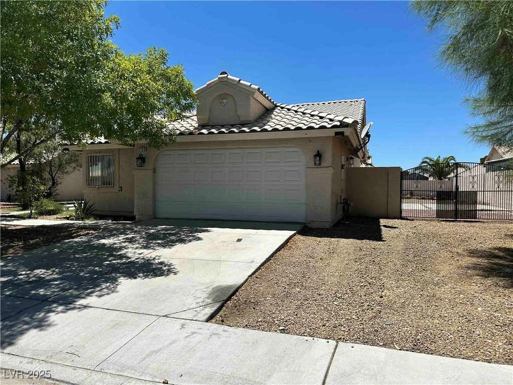 1133 Mount Olympias, Las Vegas, NV 89110