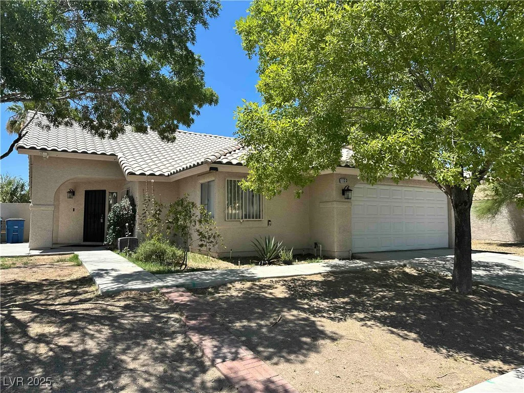 1133 Mount Olympias, Las Vegas, NV 89110