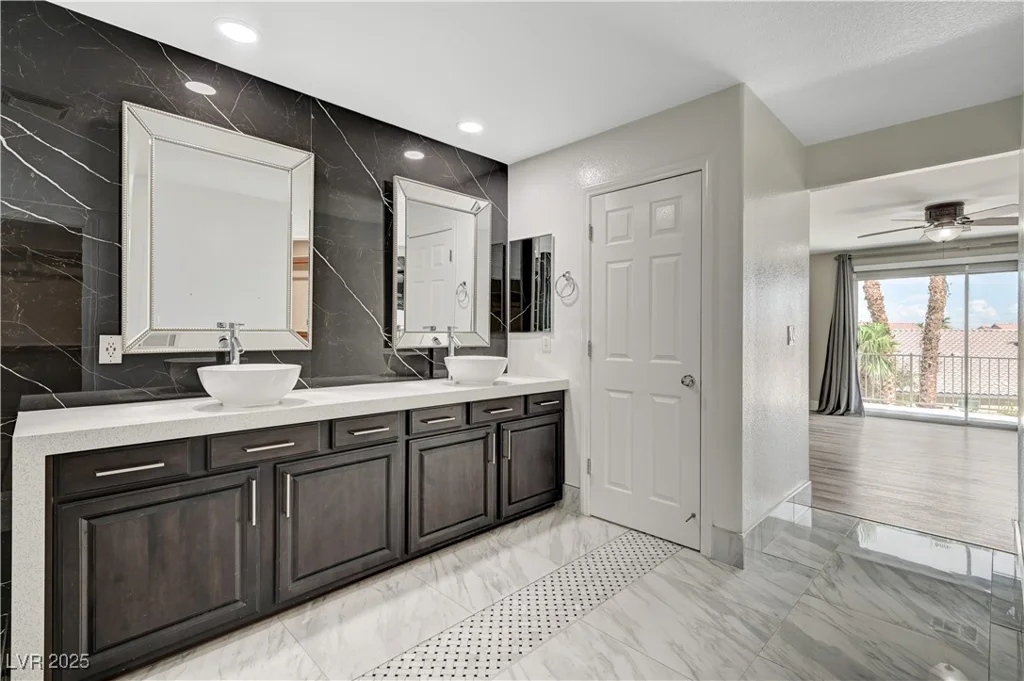 8104 Sapphire Sea, North Las Vegas, NV 89085