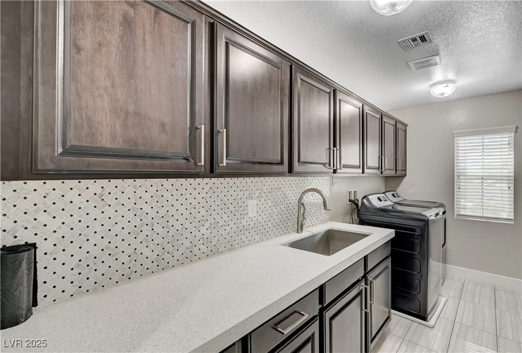 8104 Sapphire Sea, North Las Vegas, NV 89085
