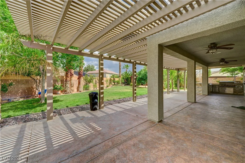 8104 Sapphire Sea, North Las Vegas, NV 89085