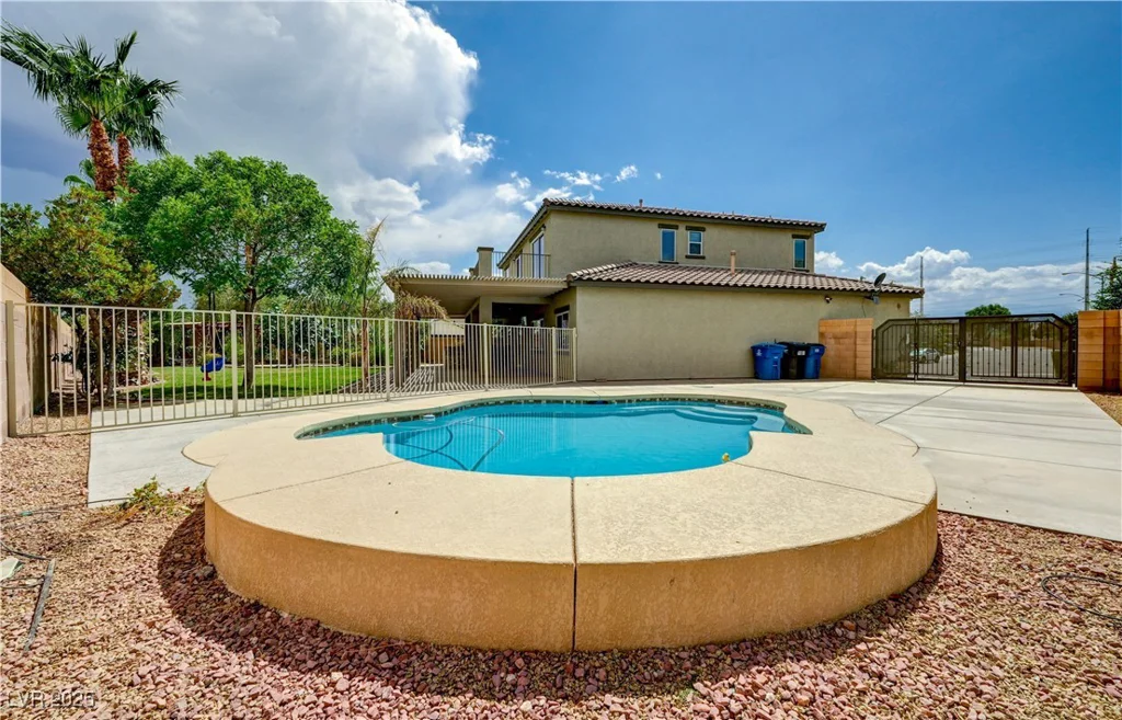 8104 Sapphire Sea, North Las Vegas, NV 89085