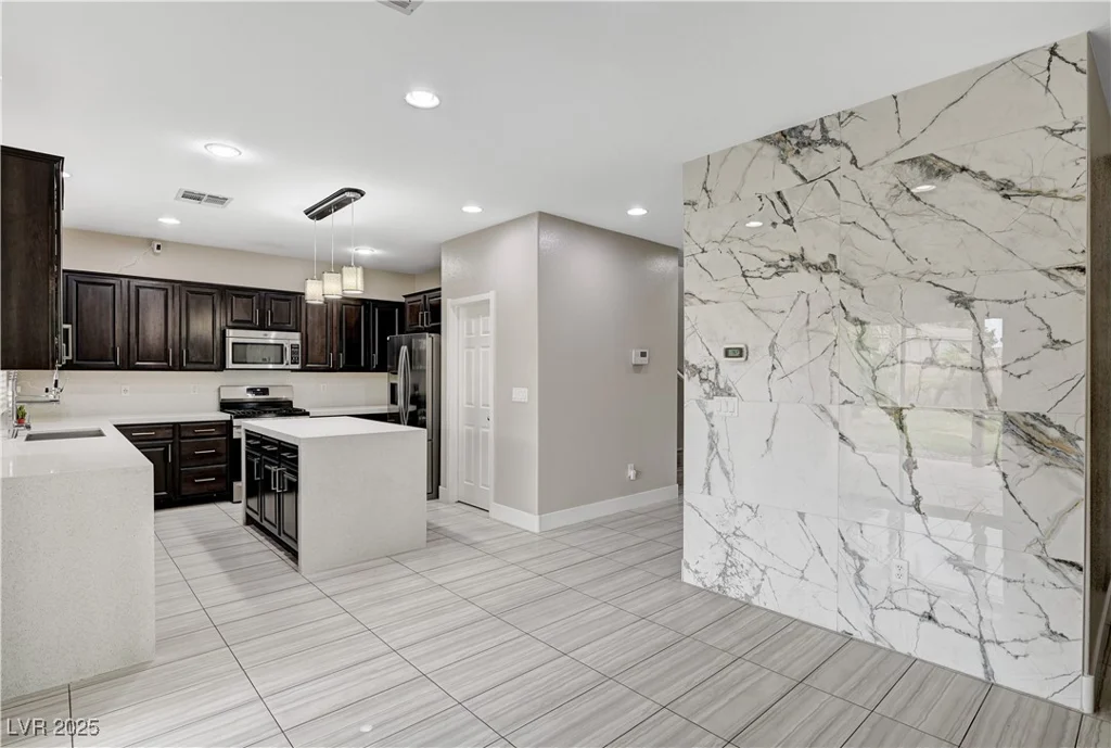 8104 Sapphire Sea, North Las Vegas, NV 89085