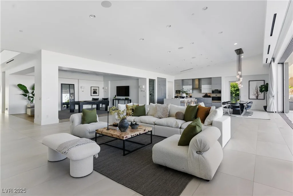 667 Palisade Rim, Henderson, NV 89012